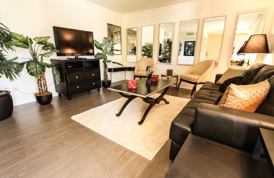 El Dorado Scottsdale, A Vacation Suites Hotel Room photo